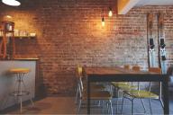 Какие черты лофта можно применить в любой квартире: советы дизайнеров