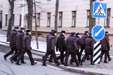Пропускной режим, запрет на алкоголь, ограничение на въезд: милиция Минска переходит на усиленный режим на время праздников     