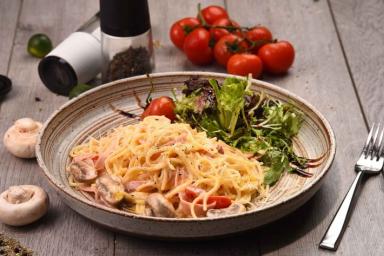 Как приготовить пасту по-итальянски с томатами: рецепт для начинающих кулинаров