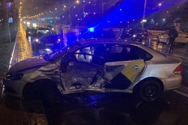 Серьезное ДТП в Минске: пострадали люди в такси, делом занялся СК