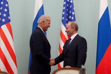 Путин поздравил Джо Байдена с победой на президентских выборах в США