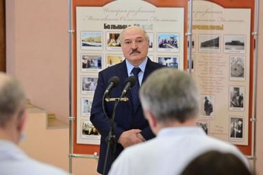 Лукашенко рассказал, на что потрачены $500 млн кредита Евразийского банка