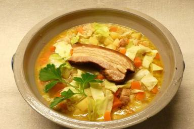Как приготовить вкусный суп из копченостей и квашеной капусты: простой рецепт