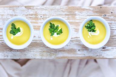 Как сделать обычный куриный суп намного вкуснее: 5 секретов