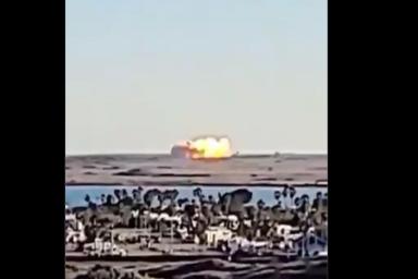 Космический корабль SpaceX взорвался при посадке