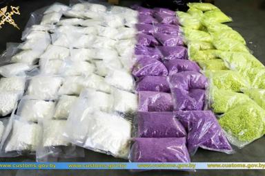 42-летний иностранец пытался ввезти в Беларусь 182 килограмма наркотиков на 3,5 млн долларов         