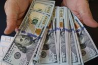 Евросоюз намерен снизить зависимость от доллара