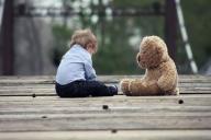 Почему ребенок растет жадным и как это исправить: советы специалистов