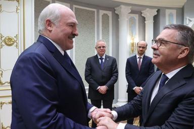 Вице-президент ИИХФ Куммола о переговорах Фазеля и Лукашенко: «Фотографии со встречи возмутительны» 
