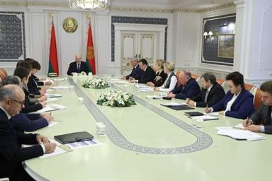 Лукашенко определил первоочередные задачи в сфере здравоохранения