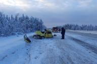 семью с двумя детьми на трассе раздавил лесовоз 