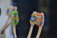 Зубные щетки