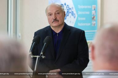 Лукашенко заявил о предложениях по ЦТ и целевому направлению в вузы