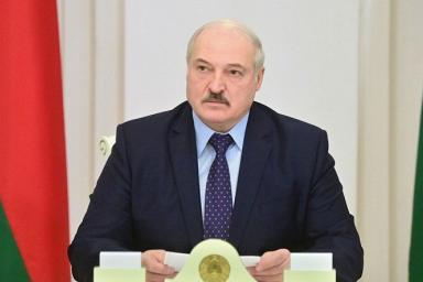 Лукашенко хочет привлечь «напечатанные триллионы долларов» в Беларусь