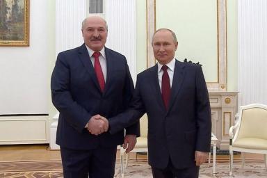 Первый президент Украины назвал Лукашенко «вассалом Путина»