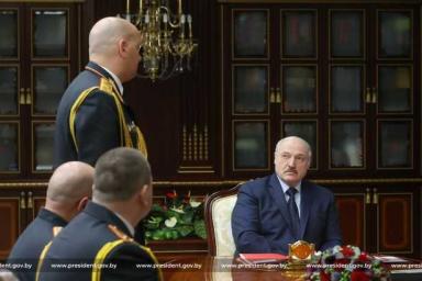 Лукашенко - милиции: «Сейчас церемониться мы не должны»
