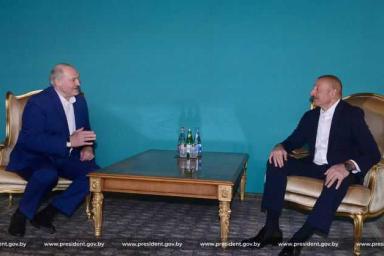 Лукашенко и Алиев общались неформально 5 часов: разошлись они только к полуночи
