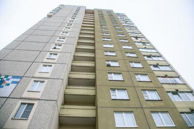 В Бресте жильцы многоэтажки заплатят 889 рублей за БЧБ-подсветку лоджий