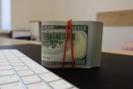 Для белорусов вводят новые правила обмена валют с 9 июля