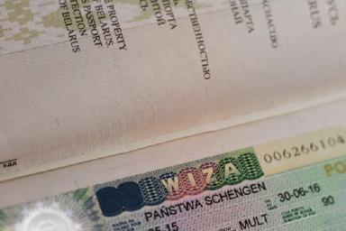 Белорусы в Польше смогут получать визы прямо в МИД