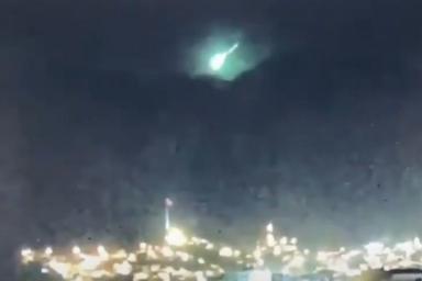 В небе над охваченной пожарами Турцией взорвался метеорит