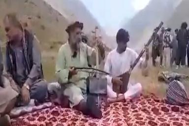 Известного певца и музыканта расстреляли талибы в Афганистане 