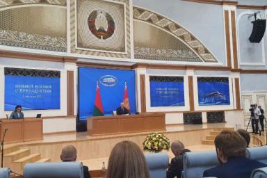 Лукашенко: вы допрыгаетесь, что я переступлю границу Украины, и у меня там будет 90%