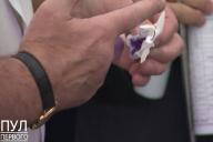 «И что так будет? Ты что!»: Лукашенко получил подарок, от которого у него посинели пальцы