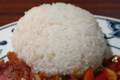 Как сварить вкусный рис на гарнир в сковородке: получается рассыпчатым