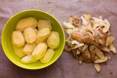 Как решить проблему, если картофель чернеет после варки