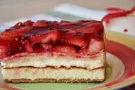 Как предотвратить «протечку» ягод из пирога: советы находчивых хозяек