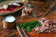 В каком порядке делается селедка под шубой: ошибки, которые допускают хозяйки