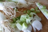 Как правильно и быстро мариновать лук: хитрости повара