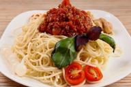 Нужно ли обжаривать муку для подливы: какую ошибку делают хозяйки