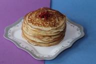 Почему блины на сковородке получаются не желтые: в чем секрет