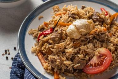 Как варить рис на гарнир, чтобы был рассыпчатым, а не вязким: ресторанные хитрости