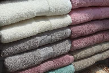 Как вернуть белизну застиранным и плохо пахнущим полотенцам: небанальный способ