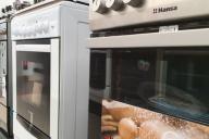 Необычный, но всегда работающий способ почистить духовку без труда