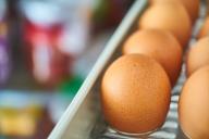 Как быстро почистить яйца при помощи стакана, чтобы скорлупа слезла сама и белок остался гладким