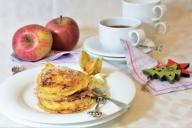 Как правильно пожарить пышные оладьи, которые не оседают: уловка, о которой должны знать хозяйки