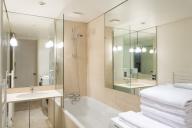 Как бюджетно и легко отмыть жёлтую ванну: копеечная смесь сработает на отлично