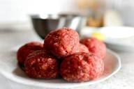 Кулинарный способ панировки котлет, при котором они не будут разваливаться: секрет для настоящей хозяйки