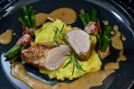 Чтобы приготовить идеальное картофельное пюре, сколько масла и молока нужно добавить