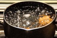 Кипящая вода 