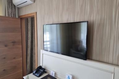 Телевизор, комната