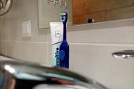 Зубная щетка