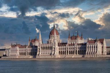 парламент в Будапеште