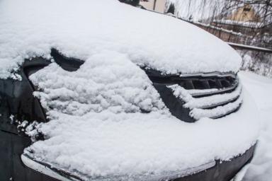 Автомобиль Снег