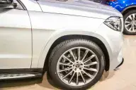 Автомобили