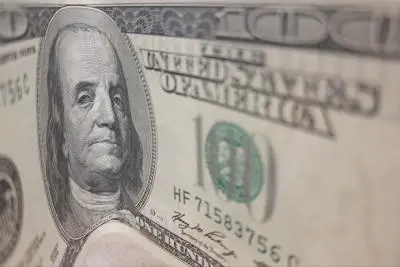 доллар США